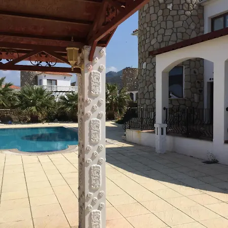 Villa Rosa 3+1 With Swimming Pool Kyrenia (Northern Cyprus)
